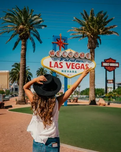 Instagrammable photo spots Las Vegas- Welcome to Las Vegas Sign- Las Vegas Strip